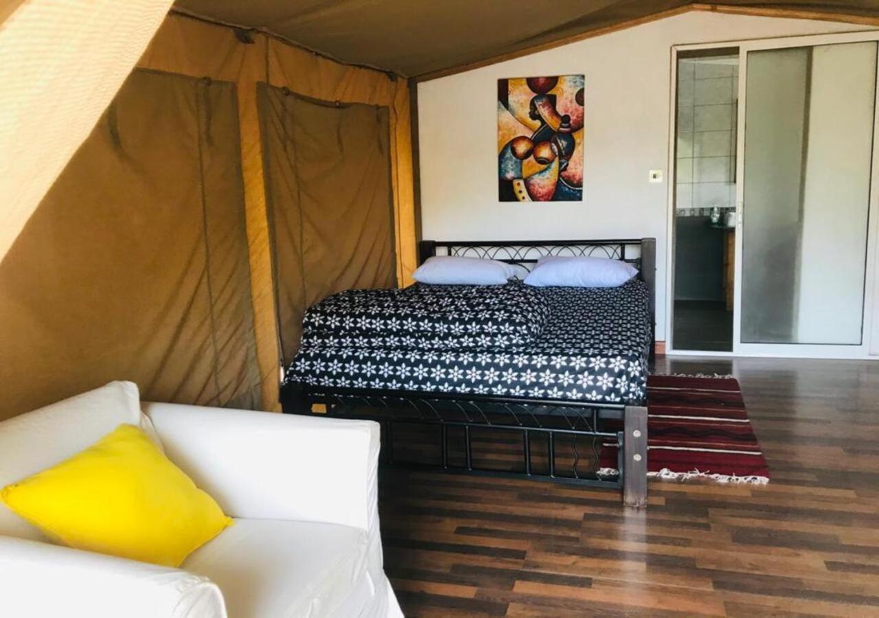 Oldonyo Orok Lodge Kajiado Ngoại thất bức ảnh