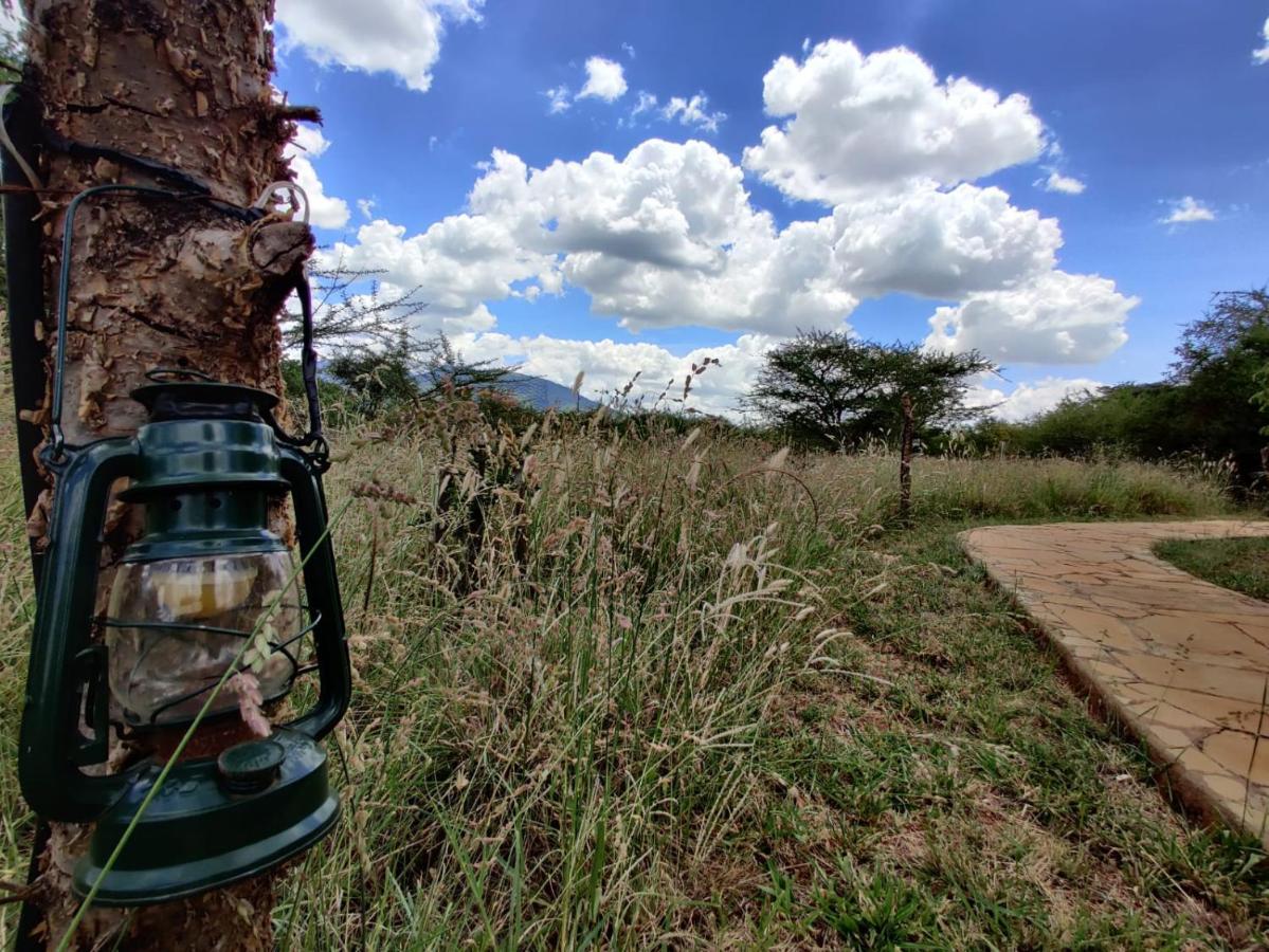 Oldonyo Orok Lodge Kajiado Ngoại thất bức ảnh