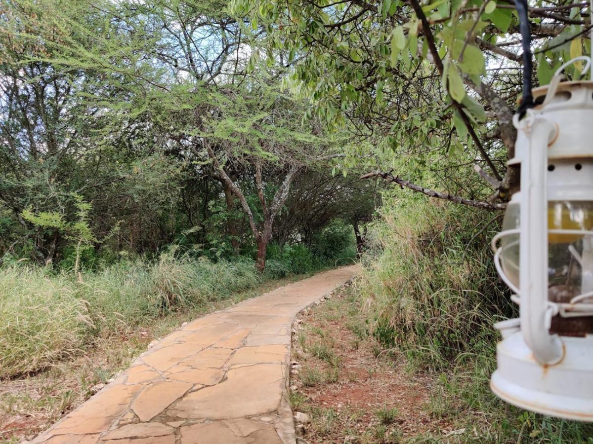 Oldonyo Orok Lodge Kajiado Ngoại thất bức ảnh